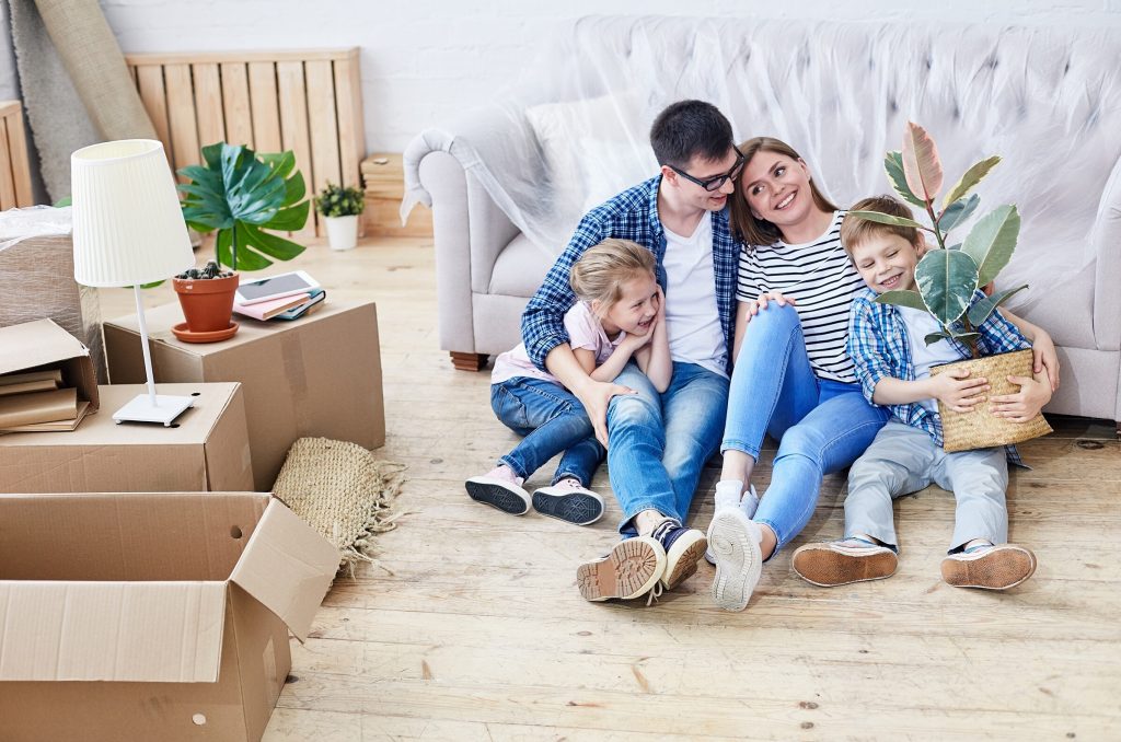 Как найти покупателей на недвижимость - лучшие способы и советы